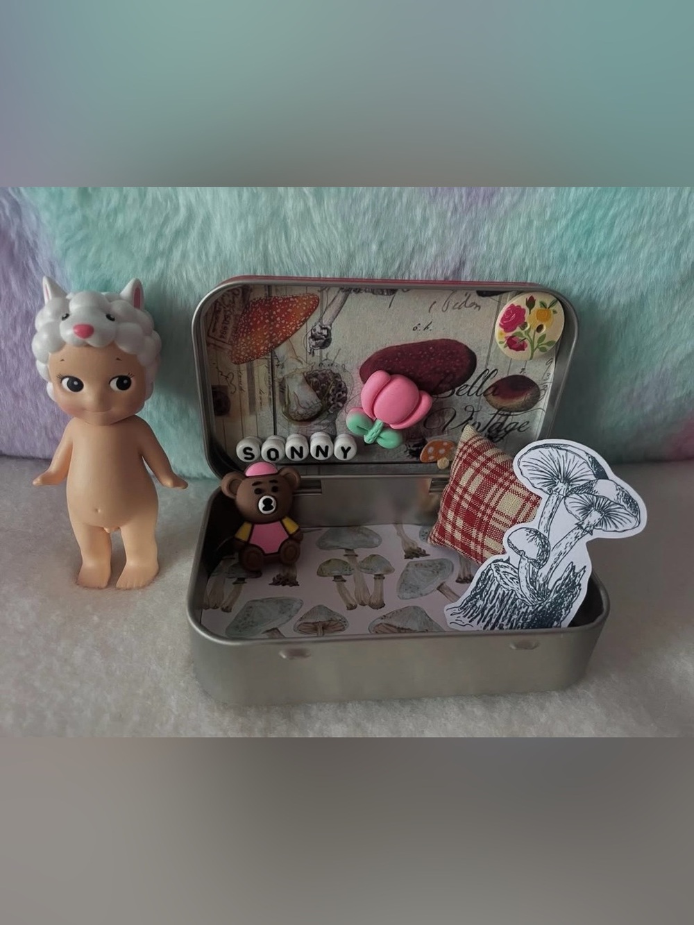 Handmade sonny angel bed trinket tin <3
